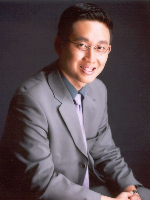 Aloysius_biodata_photo1_Large.jpg