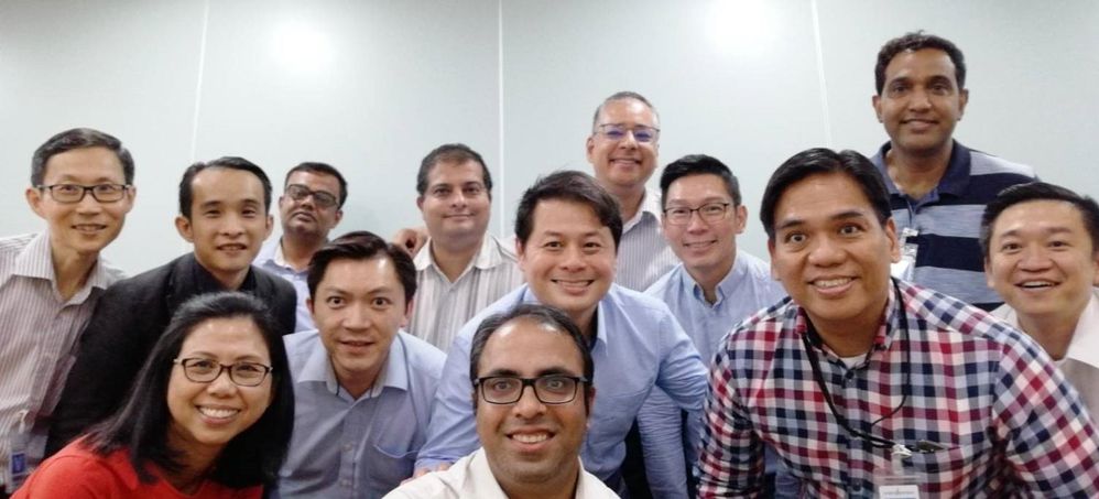 Singapore-Chapter_group photo.jpg